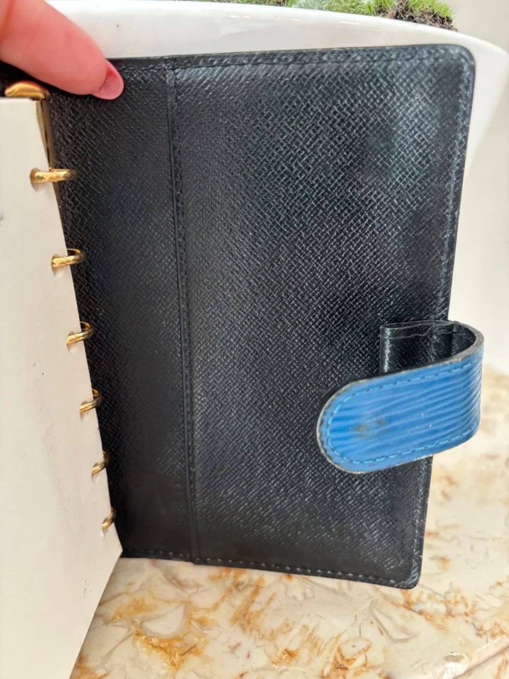 Louis Vuitton Blue Epi Leather Agenda comes with note pad EUC. Made in Spain - Picture 4 of 8